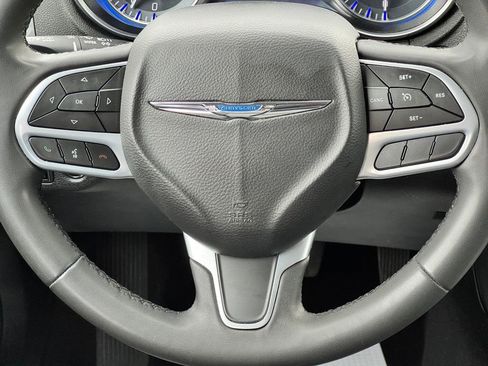 Used 2023 Chrysler 300 Touring AWD/4WD image 20