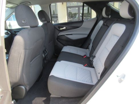 Used 2020 Chevrolet Equinox LT image 9