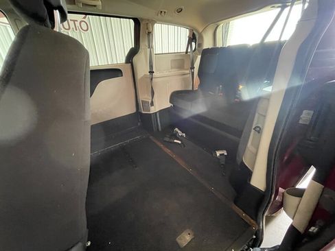 Used 2017 Dodge Grand Caravan SE w/ Power Window Group FWD image 18