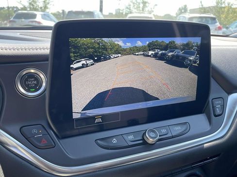 Used 2025 Chevrolet Blazer LT FWD image 24