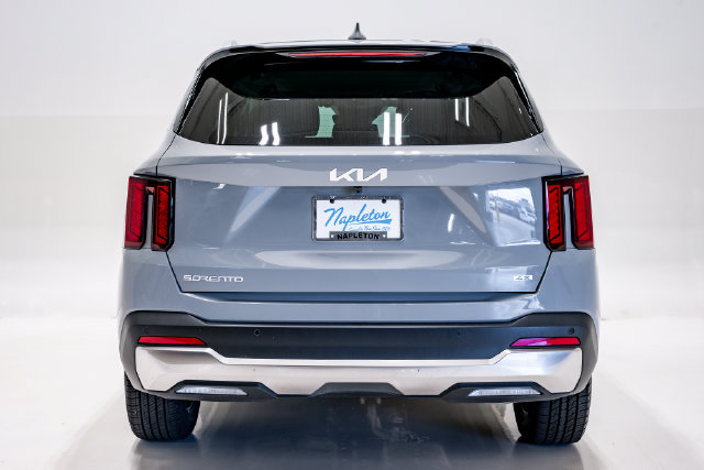 Used 2026 Kia Sorento S AWD/4WD image 33