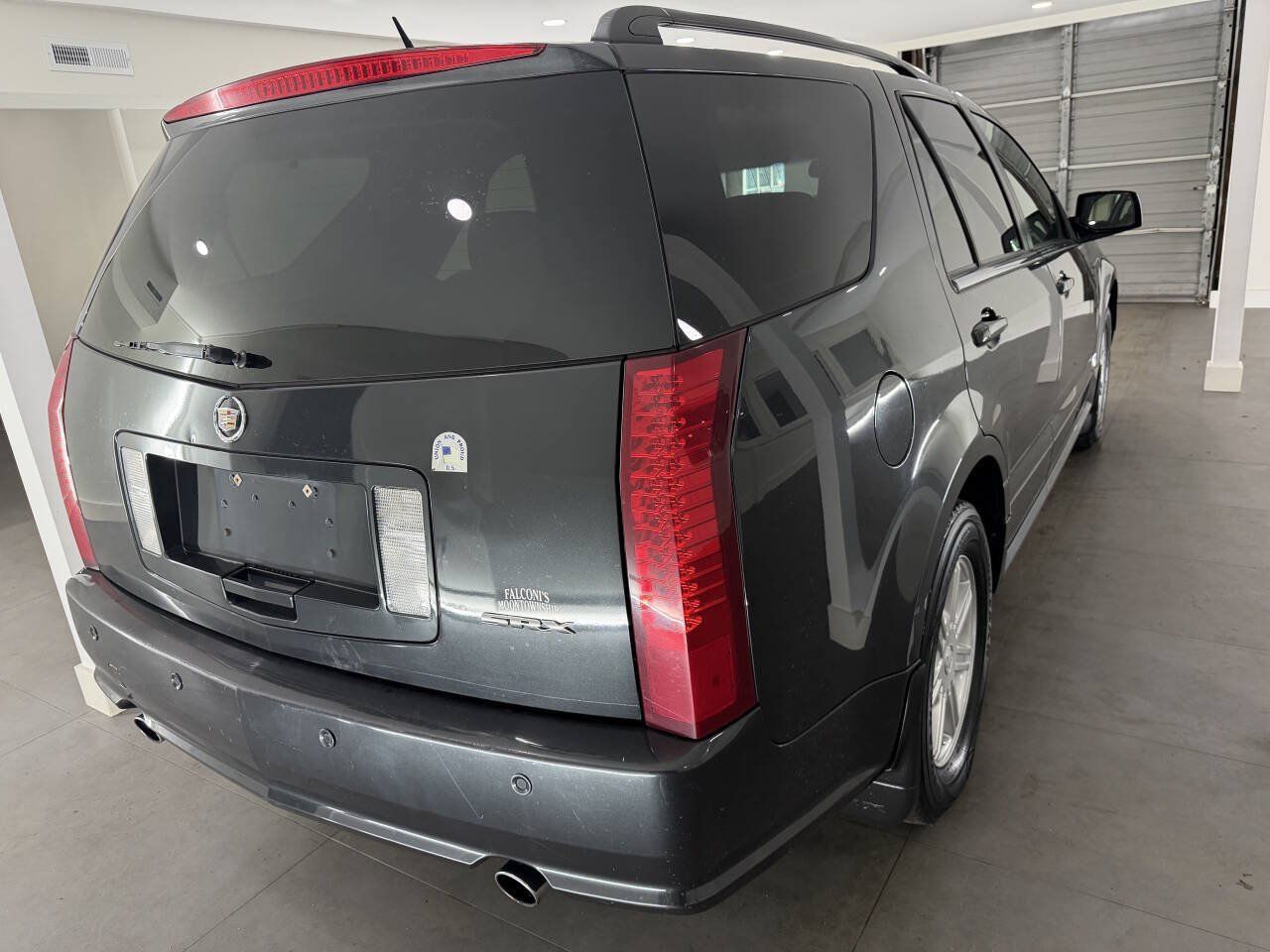 Used 2005 Cadillac SRX w/ Preferred Equipment Group AWD/4WD image 8