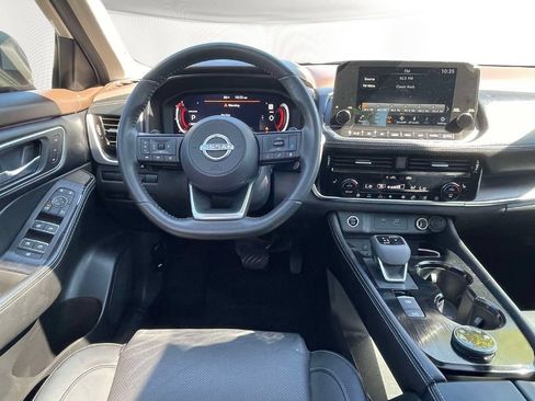 Used 2023 Nissan Rogue Platinum w/ Platinum Premium Package AWD/4WD image 13