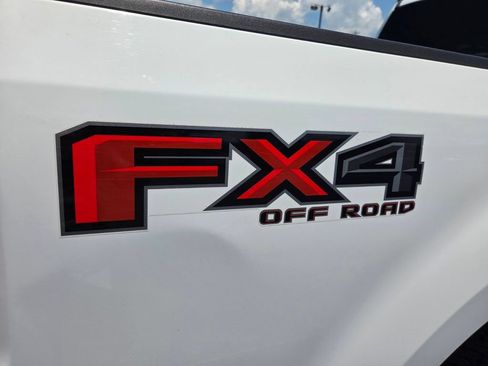 Used 2021 Ford F250 XL w/ Power Equipment Group AWD/4WD image 15