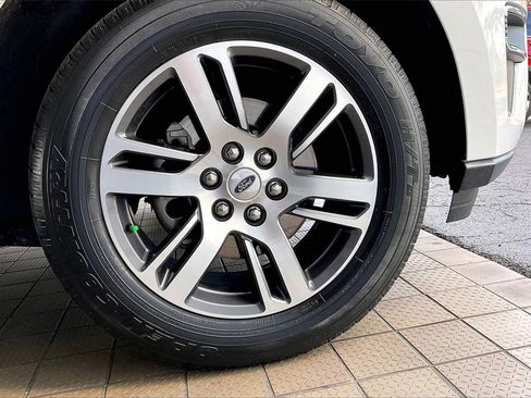 Used 2024 Ford Expedition Max Limited image 37