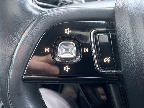 Used 2020 Lincoln Corsair Reserve image 14