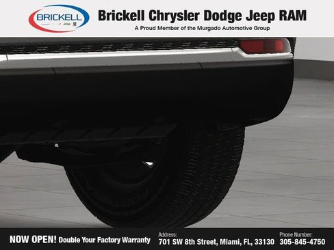 New 2025 Jeep Grand Cherokee Laredo image 16