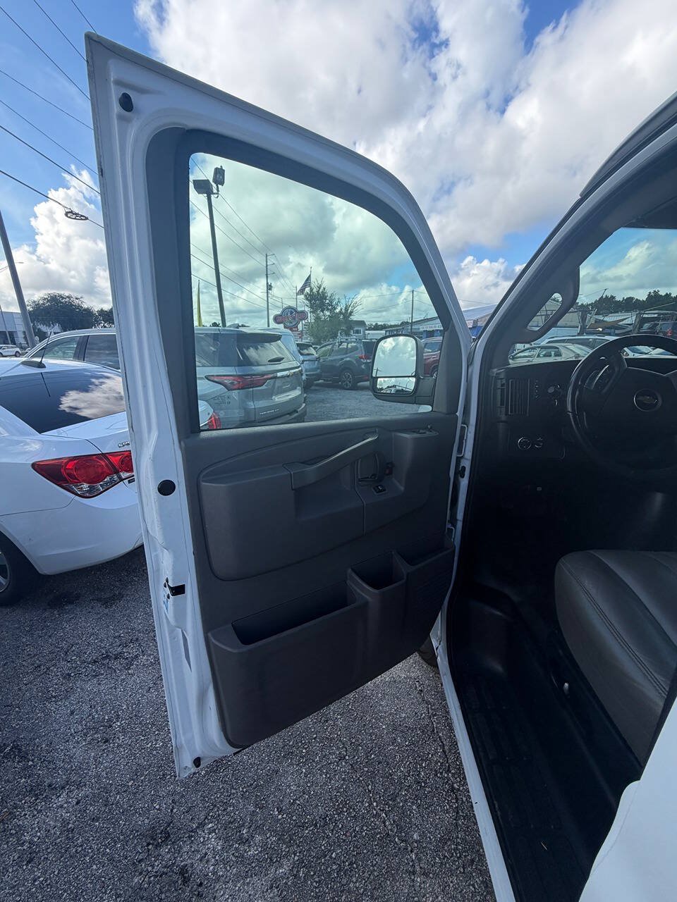 Used 2021 Chevrolet Express 2500 Extended w/ Driver Convenience Package RWD image 14