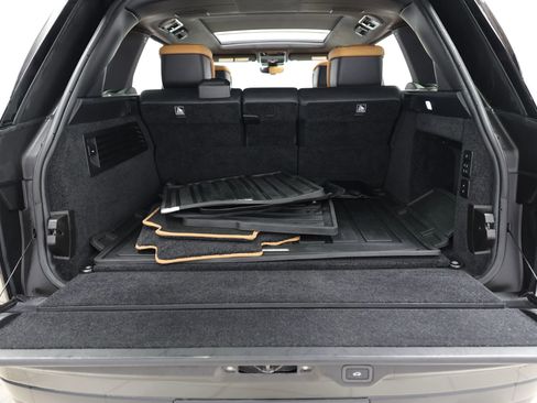 Used 2022 Land Rover Range Rover Long Wheelbase Autobiography image 49