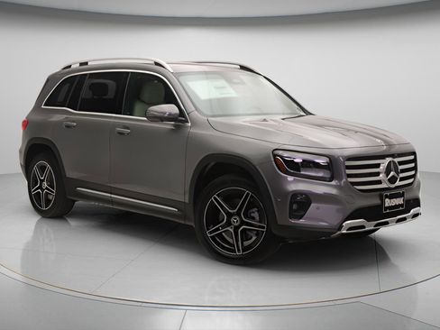 New 2026 Mercedes-Benz GLB 250 image 1
