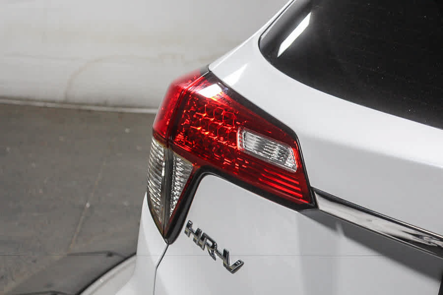 Used 2021 Honda HR-V EX image 7
