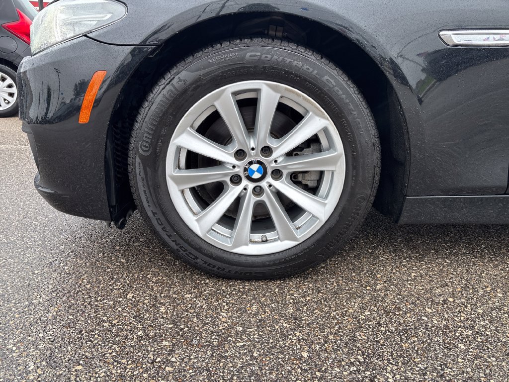 Used 2016 BMW 528i xDrive Sedan AWD/4WD image 25
