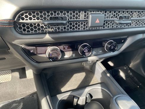 Certified 2024 Honda HR-V Sport image 26