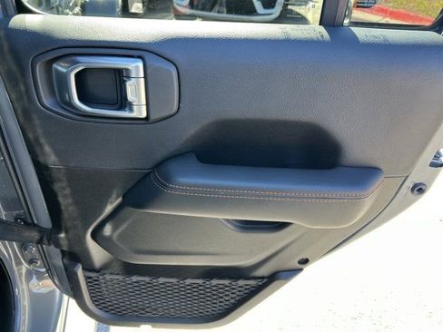 Certified 2022 Jeep Gladiator Mojave w/ LED Lighting Group image 19