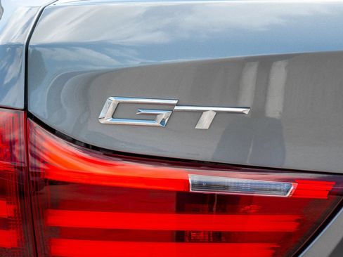 Used 2016 BMW 535i Gran Turismo RWD image 19