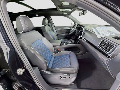 New 2026 Volkswagen Atlas Cross Sport SEL Premium R-Line AWD/4WD image 31