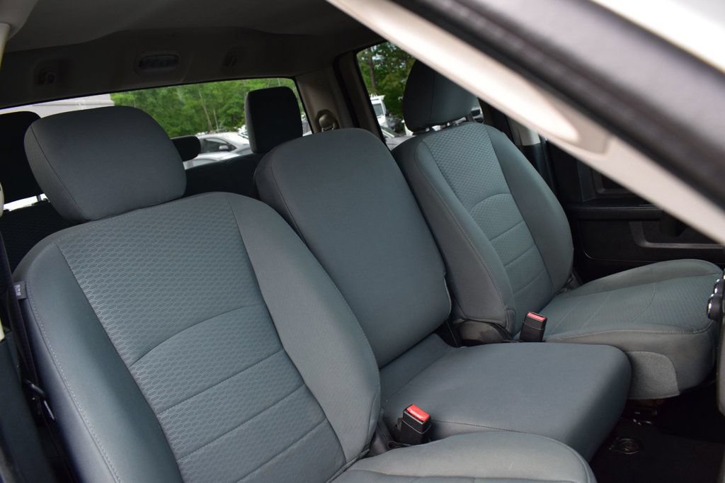 Used 2016 RAM 1500 Express AWD/4WD image 17