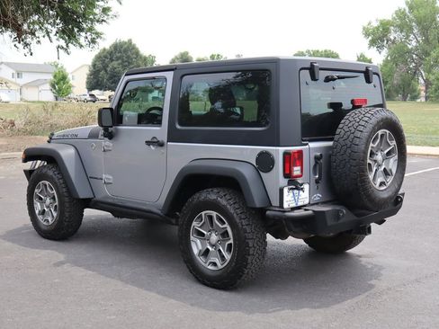 Used 2016 Jeep Wrangler Rubicon w/ Power Convenience Group AWD/4WD image 8
