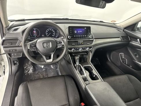 Used 2018 Honda Accord LX image 22