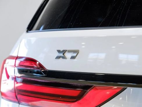 Used 2021 BMW X7 M50i w/ Dynamic Handling Package AWD/4WD image 73