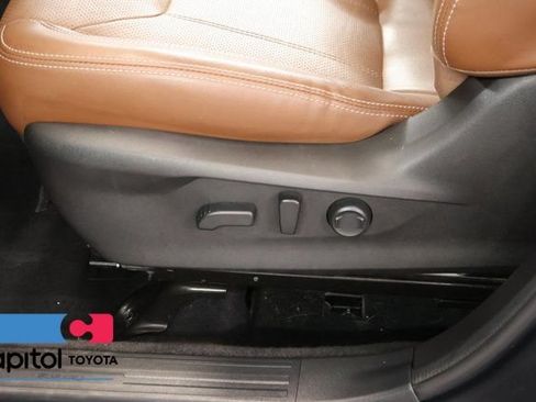 Used 2020 Subaru Forester Touring AWD/4WD image 12