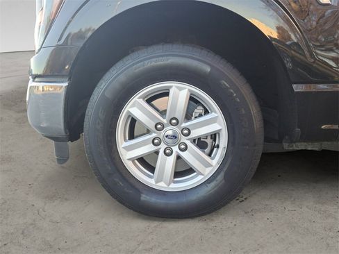 Used 2023 Ford F150 XLT image 14