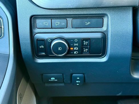 Certified 2024 Ford F350 Lariat w/ Lariat Ultimate Package image 23