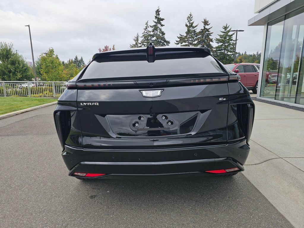 New 2027 Cadillac Lyriq Signature Sport w/ Nappa Leather Package AWD/4WD image 6