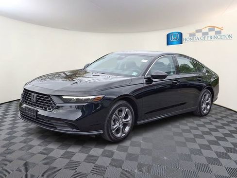Certified 2024 Honda Accord EX image 3