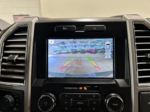 Used 2016 Ford F150 Lariat AWD/4WD image 22