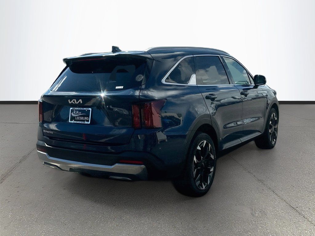 Certified 2025 Kia Sorento EX w/ Panoramic Sunroof Package FWD image 7