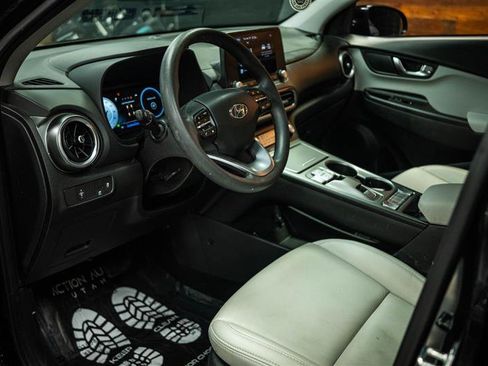 Used 2023 Hyundai Kona SE FWD image 8