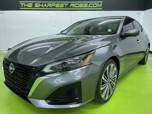 Used 2023 Nissan Altima 2.5 SL image 5