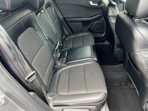 Used 2024 Ford Escape ST-Line AWD/4WD image 25