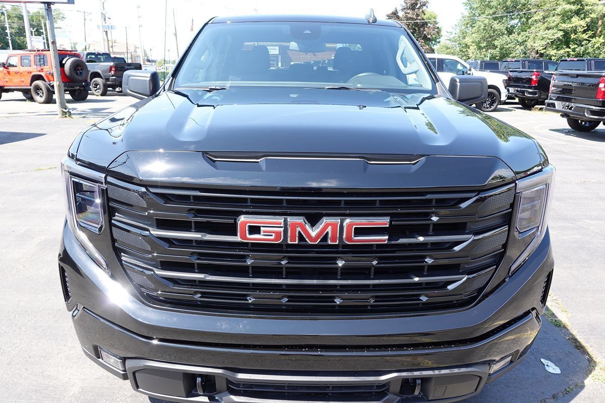 Used 2024 GMC Sierra 1500 Elevation AWD/4WD image 6