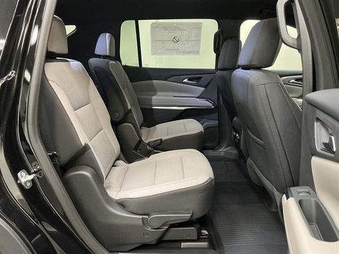 New 2026 Chevrolet Traverse LT w/ LPO, Floor Liner Package FWD image 30