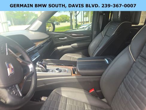 Used 2023 Cadillac Escalade Sport Platinum w/ LPO, ONYX Package image 35