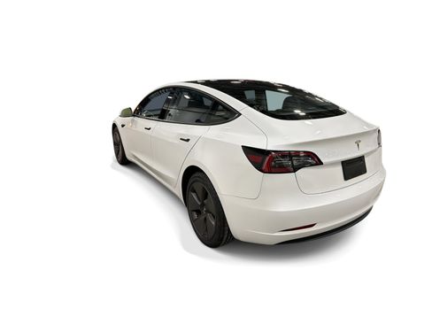 Certified 2023 Tesla Model 3 Standard Range RWD image 4