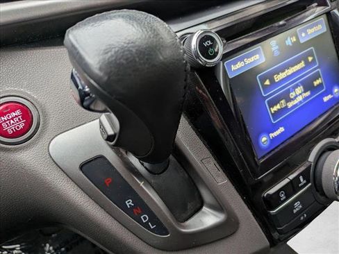 Used 2016 Honda Odyssey Touring Elite image 12