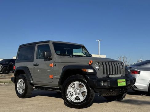 Used 2020 Jeep Wrangler Sport image 2