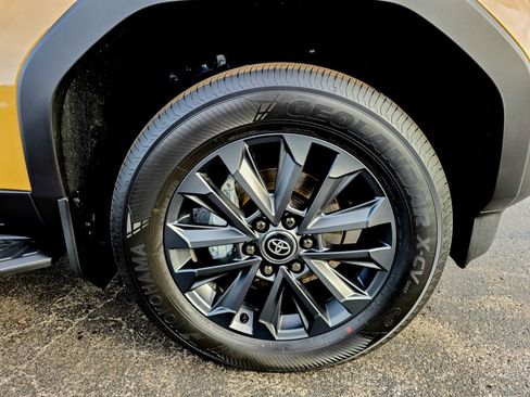 Used 2026 Toyota Land Cruiser w/ Premium Package image 22