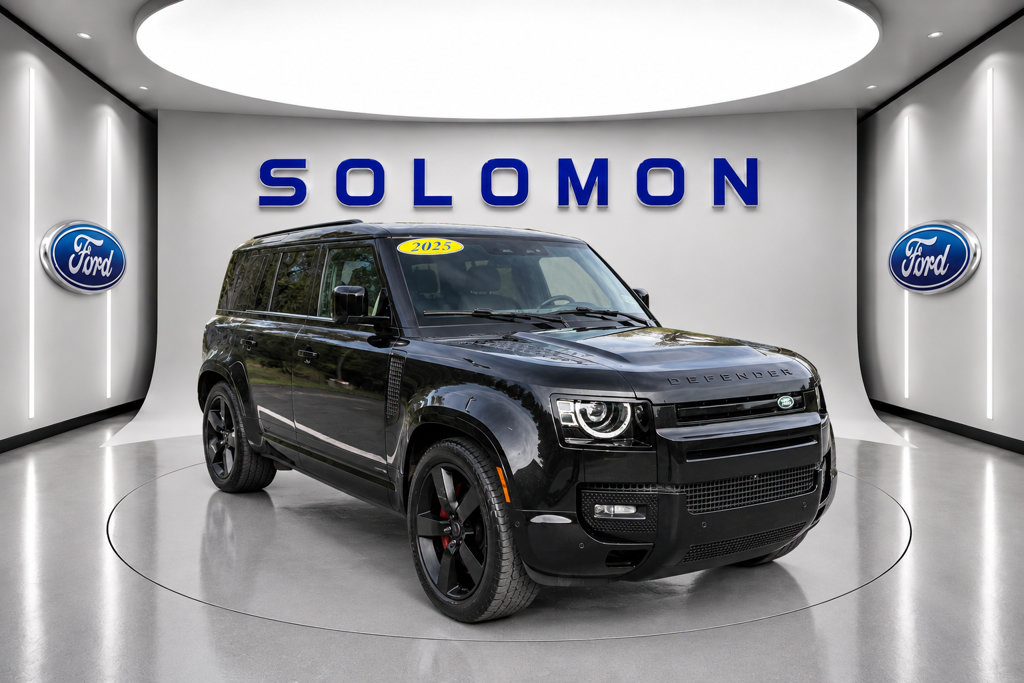 Used 2025 Land Rover Defender 110 X AWD/4WD image 8