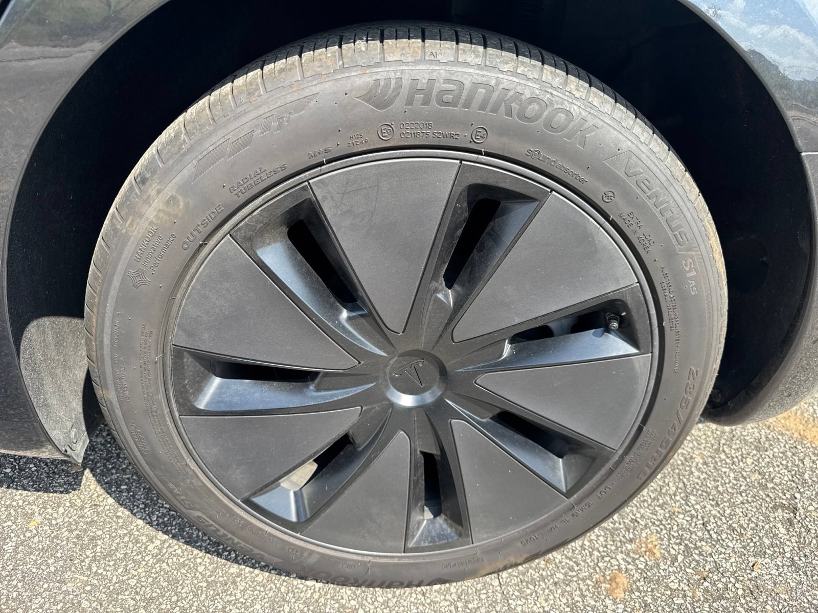 Used 2025 Tesla Model 3 RWD image 9