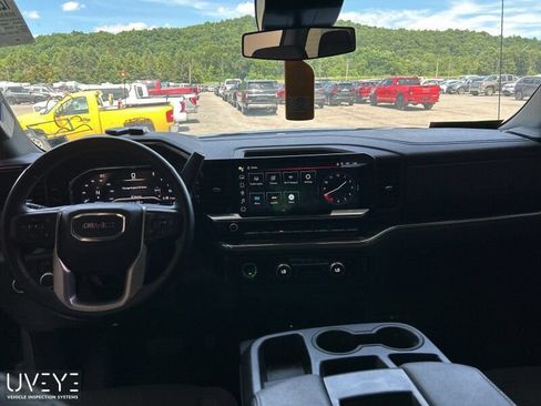 Used 2024 GMC Sierra 1500 Elevation AWD/4WD image 6