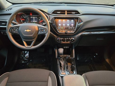 Certified 2023 Chevrolet TrailBlazer LT w/ Convenience Package image 16