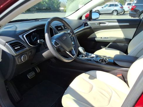 Used 2016 Ford Fusion Energi Titanium w/ Driver Assist Package image 23