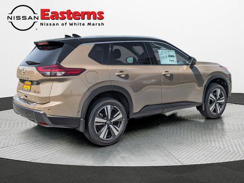 New 2025 Nissan Rogue SL w/ Tech Package image 7