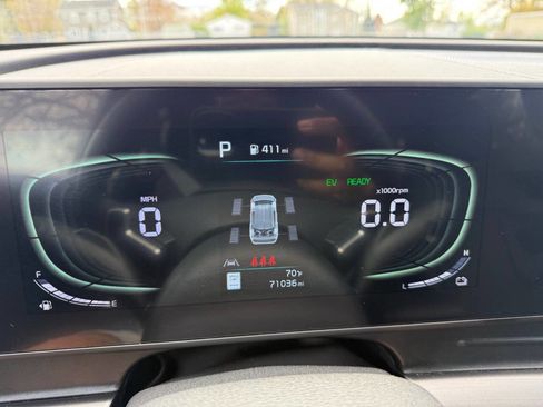 Used 2023 Kia Sportage EX w/ EX Premium Package image 13