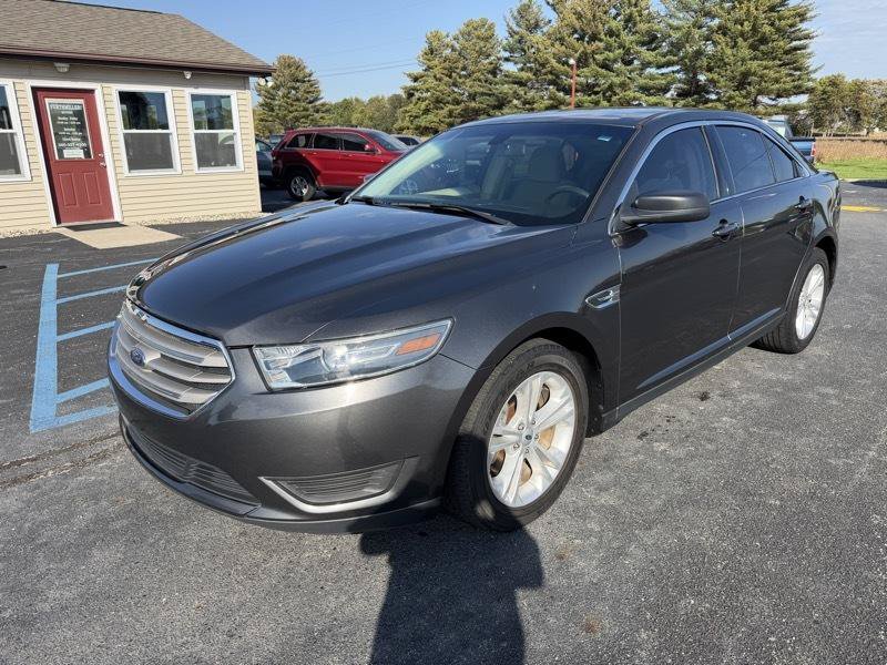 Used 2017 Ford Taurus SE FWD image 13