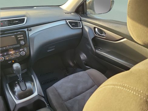 Used 2015 Nissan Rogue SV AWD/4WD image 11
